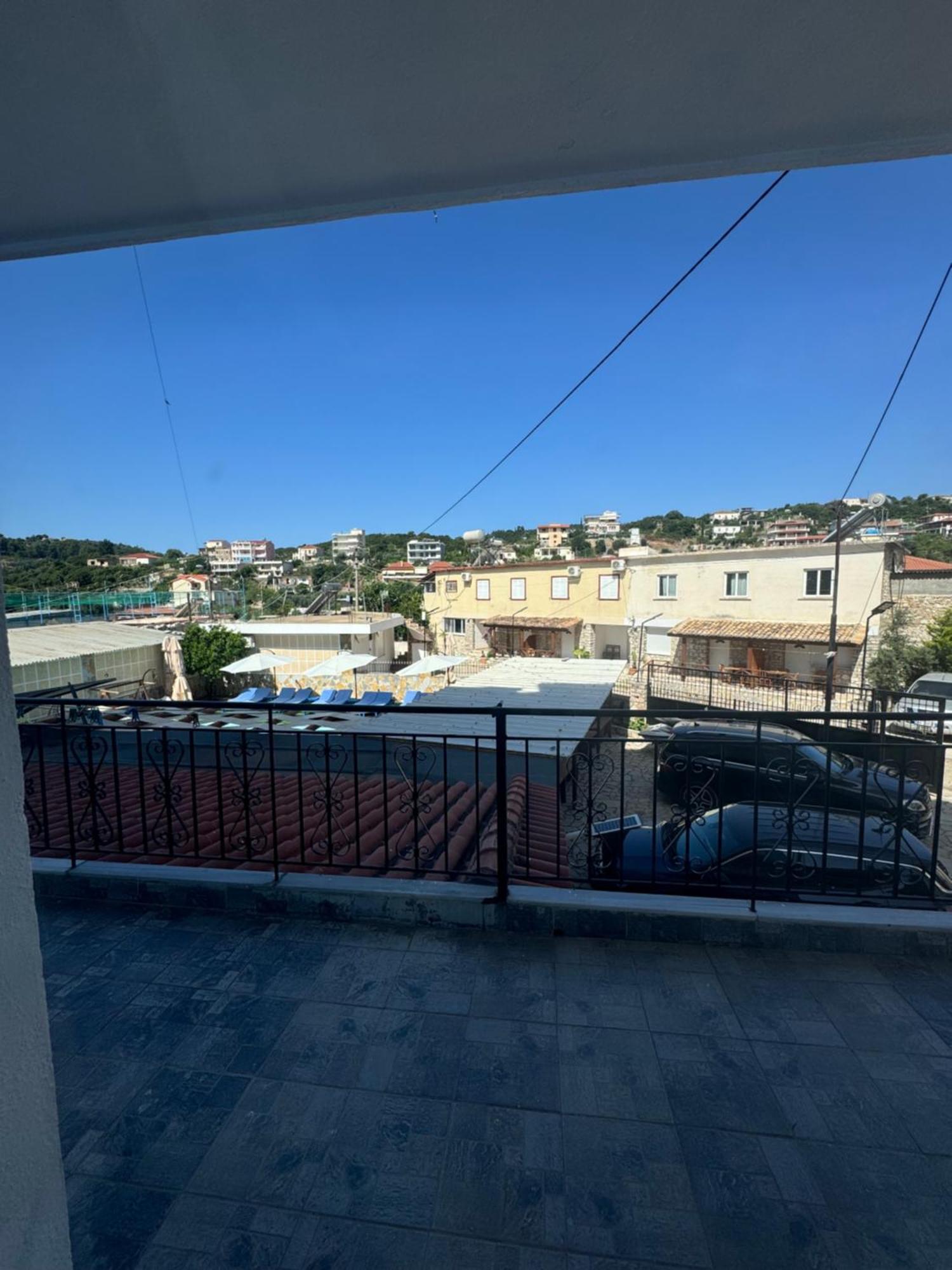 Hotel Frida Himare Exterior photo
